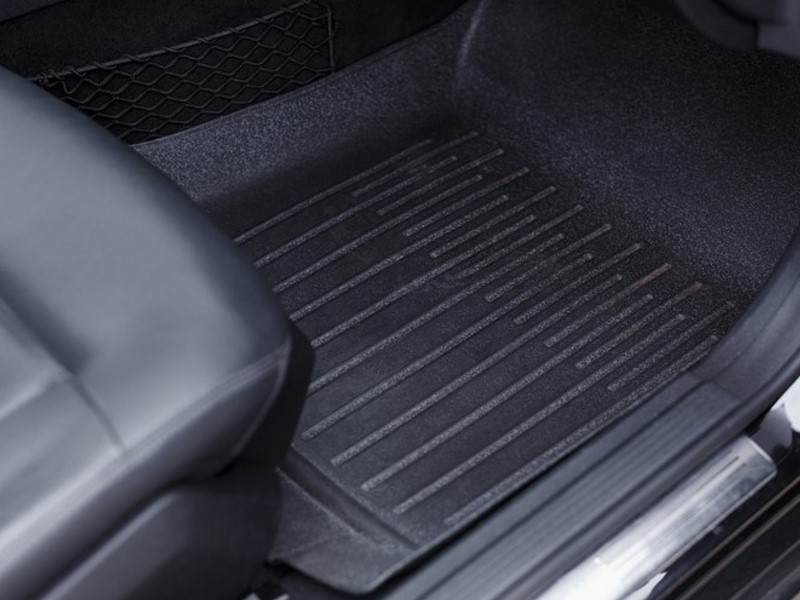 Gumijasti tepisi za auto u raznim modelima i veličinama