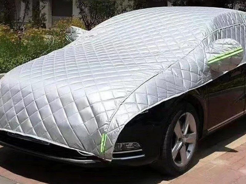 Zaštita protiv tuče je posebno dizajnirana za zaštitu vašeg automobila